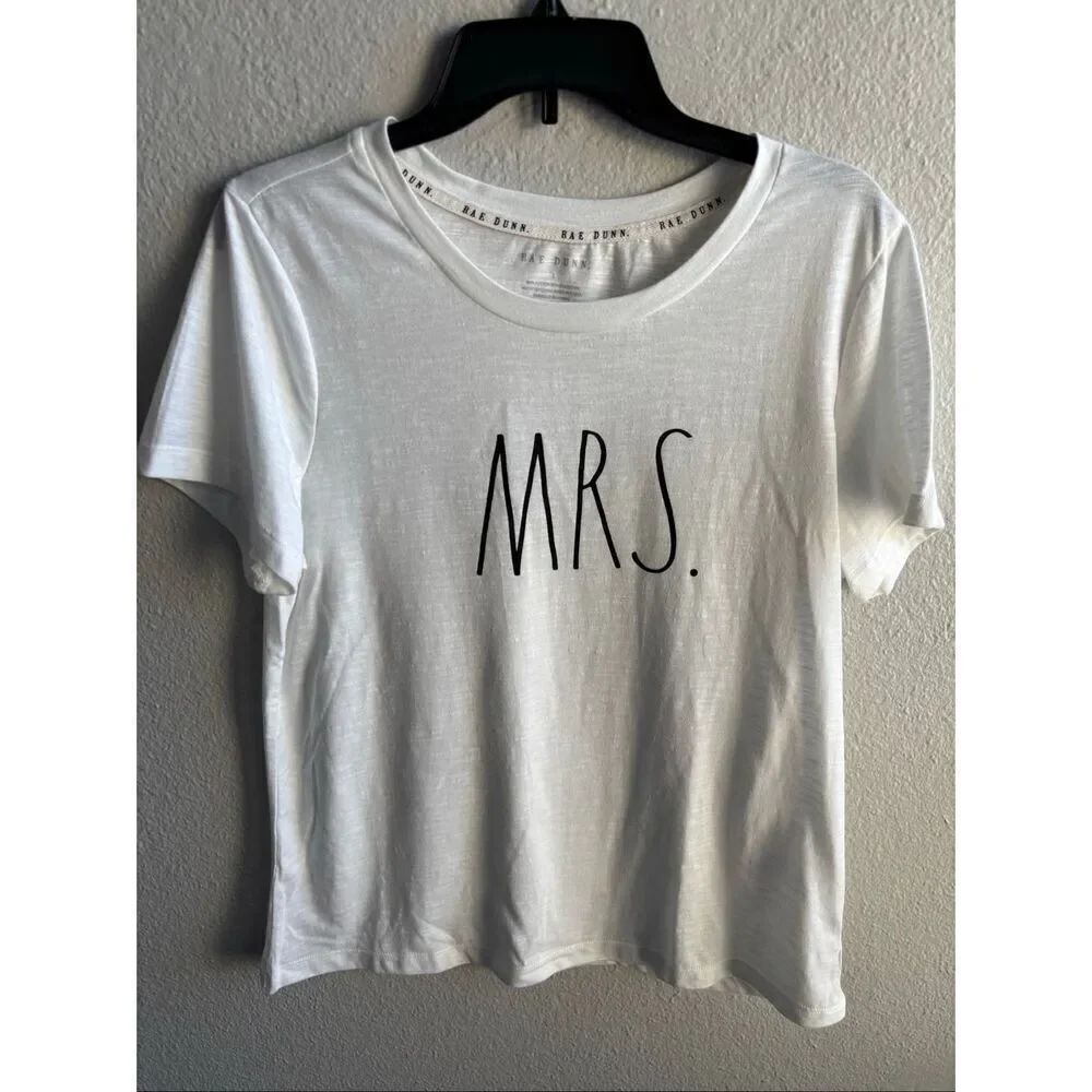 ❤️Rae Dunn Short Sleeve Tee NWT